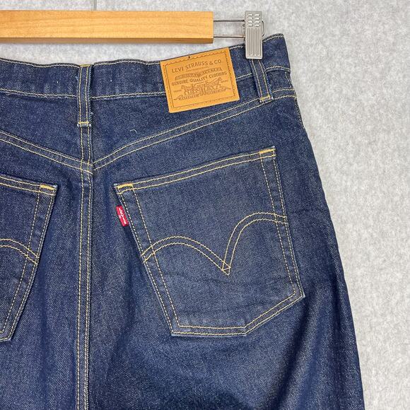 Levi's Premium 28 Dark Wash Ribcage Boot High Waisted Jean 28x27.5 Button Fly - Picture 7 of 9